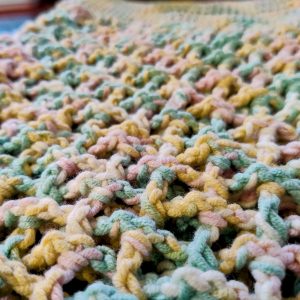 Yarn mesh created with Tunisian crochet
